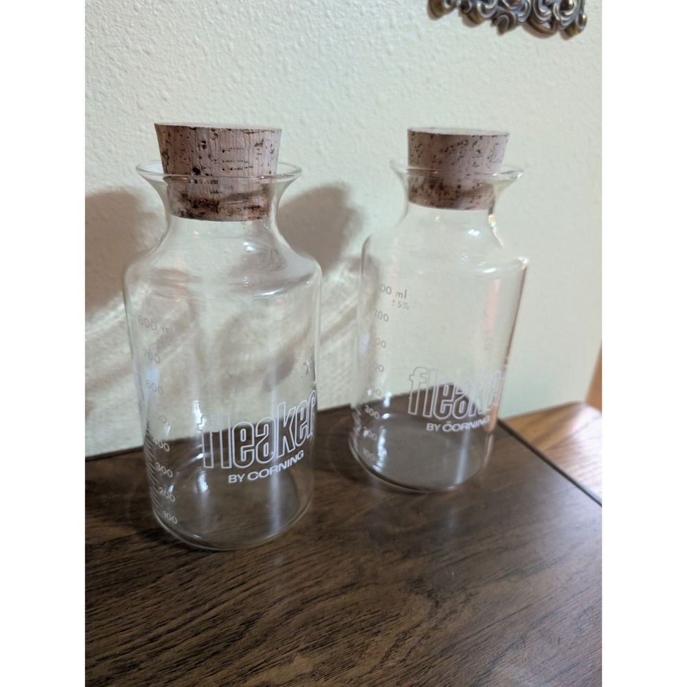 FLEAKER by Corning PYREX USA 5900 800ml Glass Apothecary Beaker Cork Stopper Lot